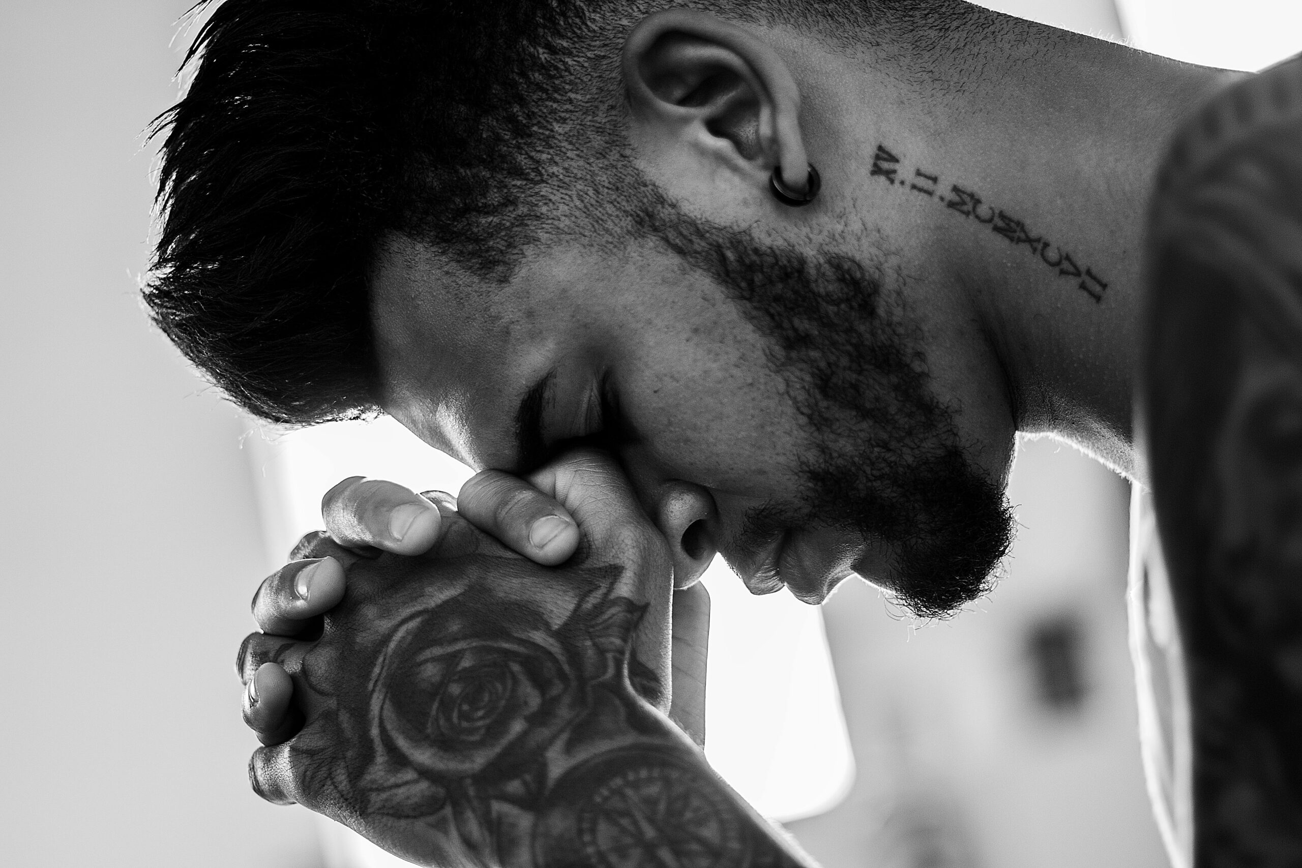 A man praying, representing Mark 11:24.